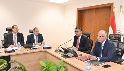 وزير التموين يكرم صاحب أفضل فكرة عبر “منصة حوار”.. “تفاصيل”