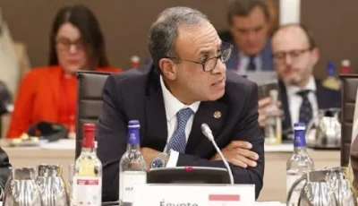 مصر تجدد رفضها لتهجير الفلسطينيين من أراضيهم وتعلن عن “جهود مستمرة” مع قطر والولايات المتحدة للوصول إلى اتفاق لوقف إطلاق النار في غزة.