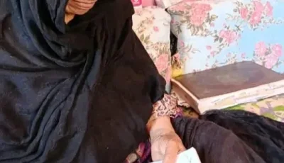 الحاجة فاطمة، قرب بلوغها الثمانين، تحقق حلمها وتنجح في امتحان محو الأمية بأسوان.