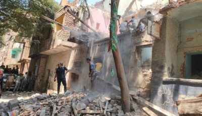 شاهد عيان يكشف تفاصيل مصرع وإصابة 4 صغار في انهيار عقار مصر القديمة
