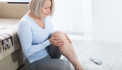 تورم القدمين أثناء الحمل.. أسبابه وطرق التعامل المنزلية الفعّالة