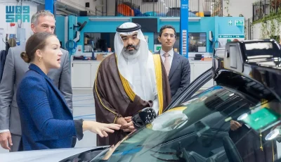السواحه يرأس وفد منظومة التقنية والابتكار والفضاء لتعزيز الشراكات في التقنيات المتقدمة والاتصالات الفضائية