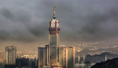 متحف برج الساعة: رحلة بين الكواكب والمجرات عابرة للزمن في أعلى نقطة بمكة المكرمة