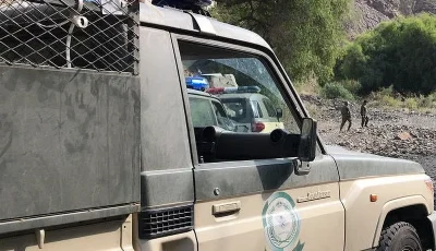 دوريات الأفواج الأمنية بجازان تُحبط تهريب 14 كيلو جرامًا من نبات القات المخدر