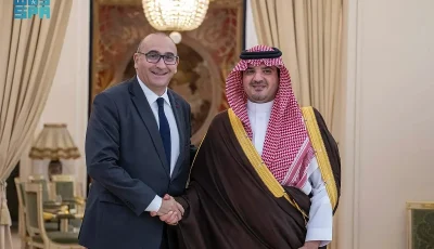 وزير الداخلية يزور مركز العمليات الأمنية لشرطة باريس