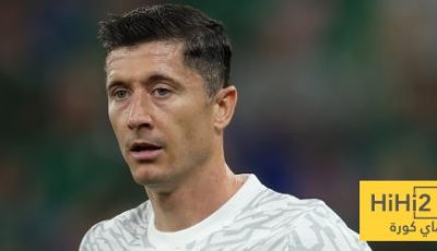 مدرب منتخب بولندا: بروبيرز أخطأ في حق ليفاندوفسكي