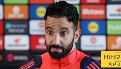 هل يحل الثنائي السحري أزمة مانشستر يونايتد التهديفية؟