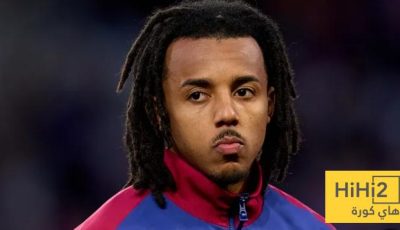 كوندي يؤكد تمديد عقده مع برشلونة