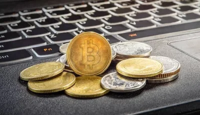 ترامب يوقع على قوانين جديدة لتنظيم العملات الرقمية