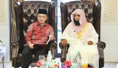 وزير الشؤون الدينية الماليزي يشيد بدور المملكة الريادي في خدمة الإسلام والمسلمين