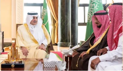 أمير تبوك يستقبل المواطن ناصر البلوي المتنازل عن قاتل ابنه