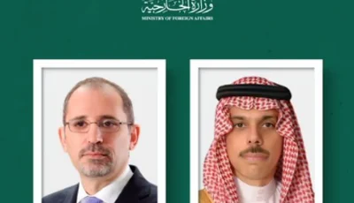 وزير الخارجية يبحث المستجدات على الساحتين الإقليمية والدولية مع نظيره الأردني