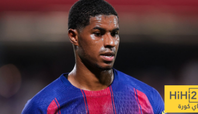 عين على راشفورد في مباراة برشلونة وكومو