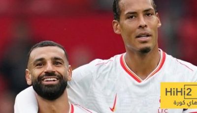 فان دايك ينهال بالمديح على صلاح