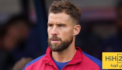 دفاع برشلونة يتعثر بعد رحيل إينيغو مارتينيز