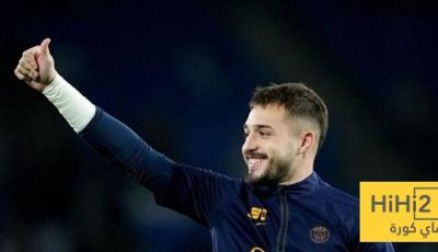 حارس برشلونة السابق يعود لليغا