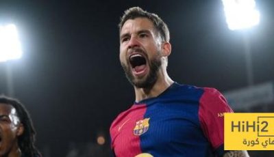 مارتينيز يكشف عن خليفته في برشلونة