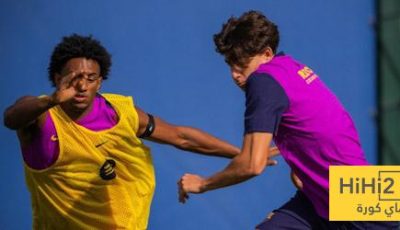 إعلامي كتالوني يحرج غرفة ملابس برشلونة