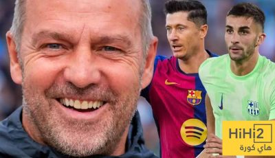 توريس أم ليفاندوفسكي.. من يقود هجوم برشلونة ضد فالنسيا؟