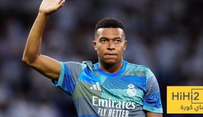 ريال مدريد يصل ملعب سوسيداد قبل مواجهة الفريقين