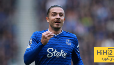 إيفرتون يريد الابقاء على جريليش