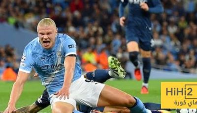 بطاقة حمراء للاعب نابولي ضد مانشستر سيتي