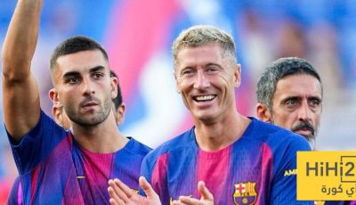 قرار مؤجل في برشلونة بشأن ليفاندوفسكي