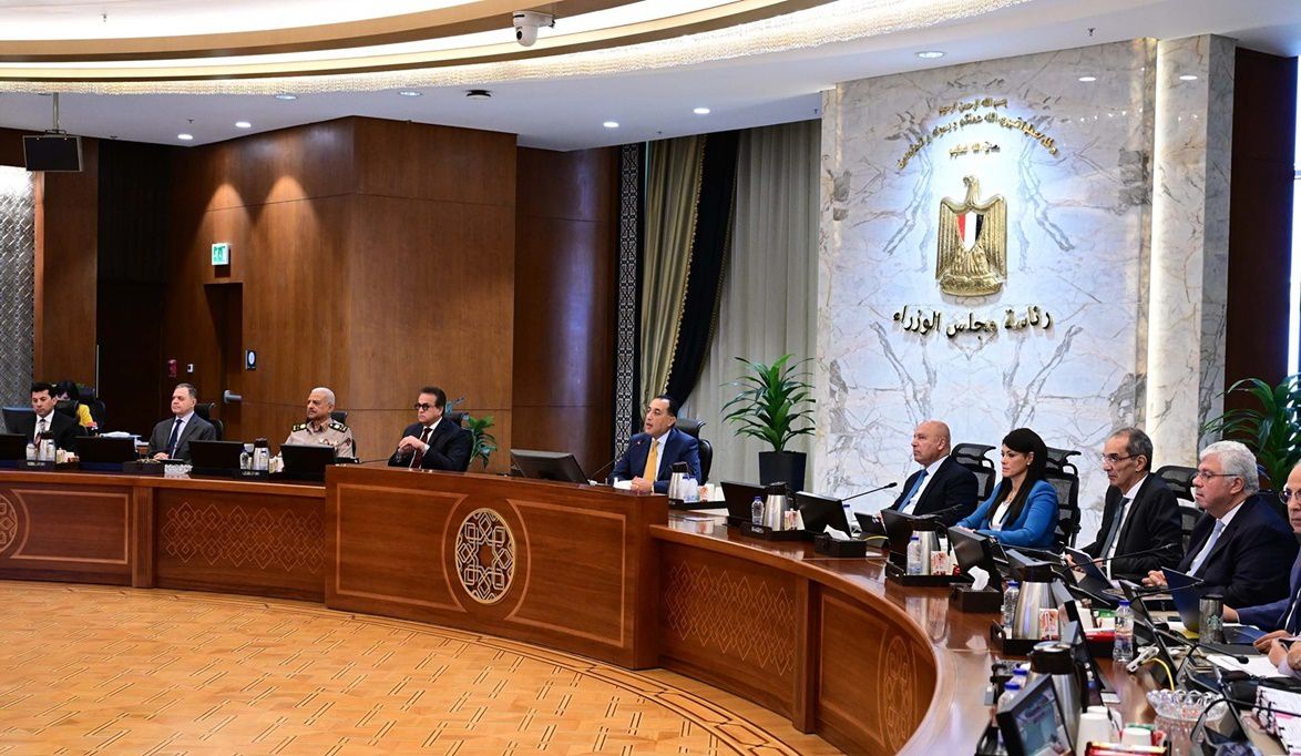 مجلس الوزراء يوافق علي منح 16 ألف فدان بالوادي الجديد للتعلي…