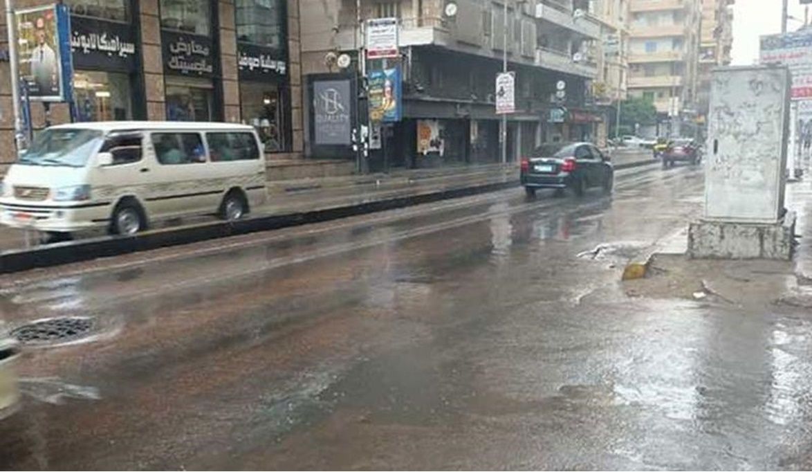 عاصفة رعدية شديدة وأمطار غزيرة…