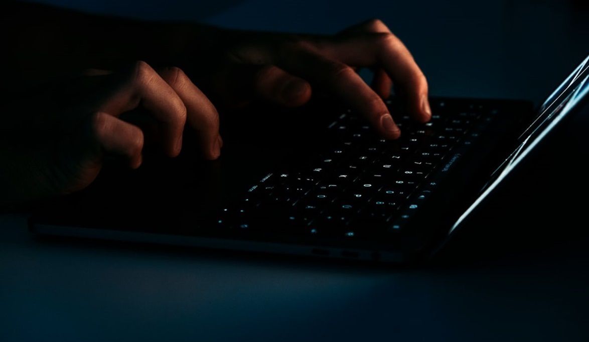 محمد موسى يكشف تفاصيل سقوط شبكة نسائية تستغل التكنولوجيا للانح…