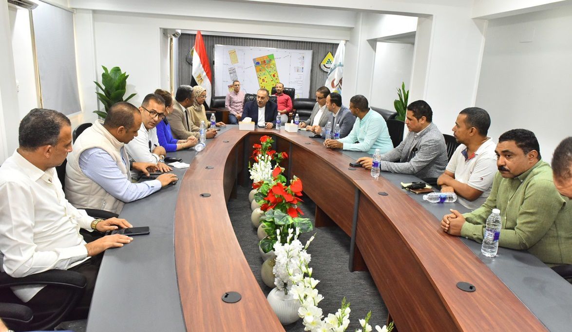 خطوة لتأهيل جيل المستقبل.. أسيوط تستعد لإنشاء مركز متكامل للذك…