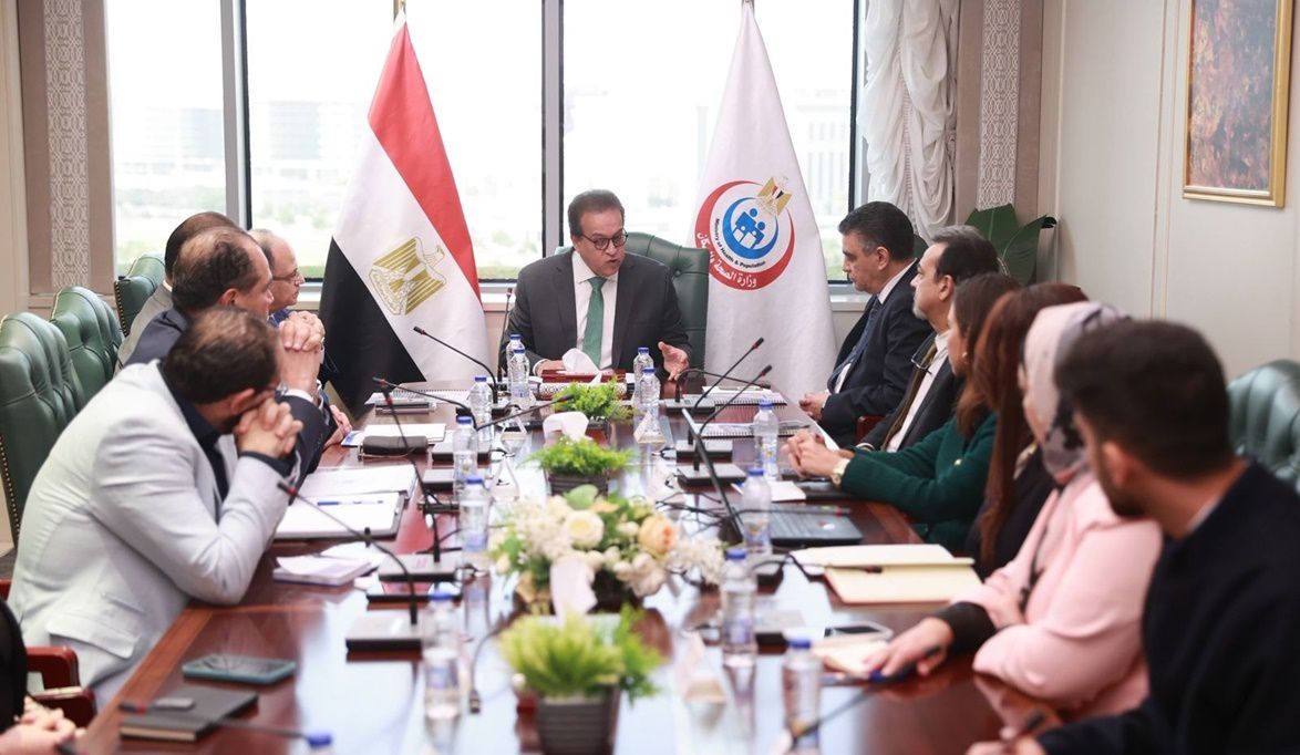 وزير الصحة يعقد اجتماعًا موسعًا لمتابعة أعمال تقييم التكنولوجي…