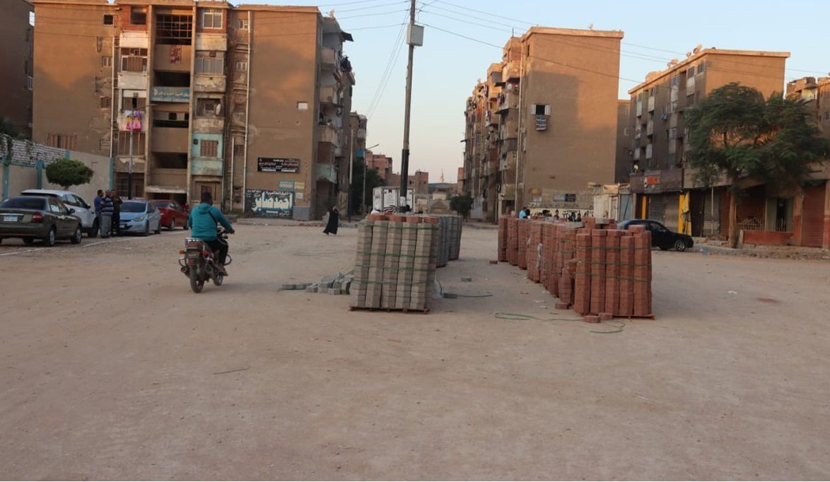 محافظ القليوبية يتفقد أعمال رصف وتطوير شوارع مركز ومدينة الخان…