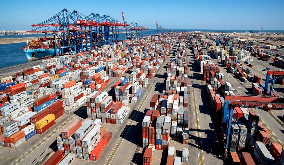 فرص العمل في ثلاث محطات لوجستية كبرى بميناء شرق بورسعيد باستثم…