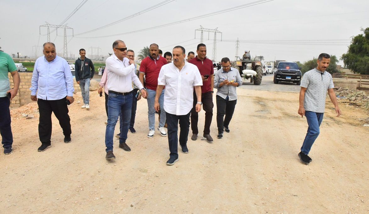محافظ أسيوط يتابع إنشاء طريق جديد يربط قرى ريفا وموشا والزاوية…