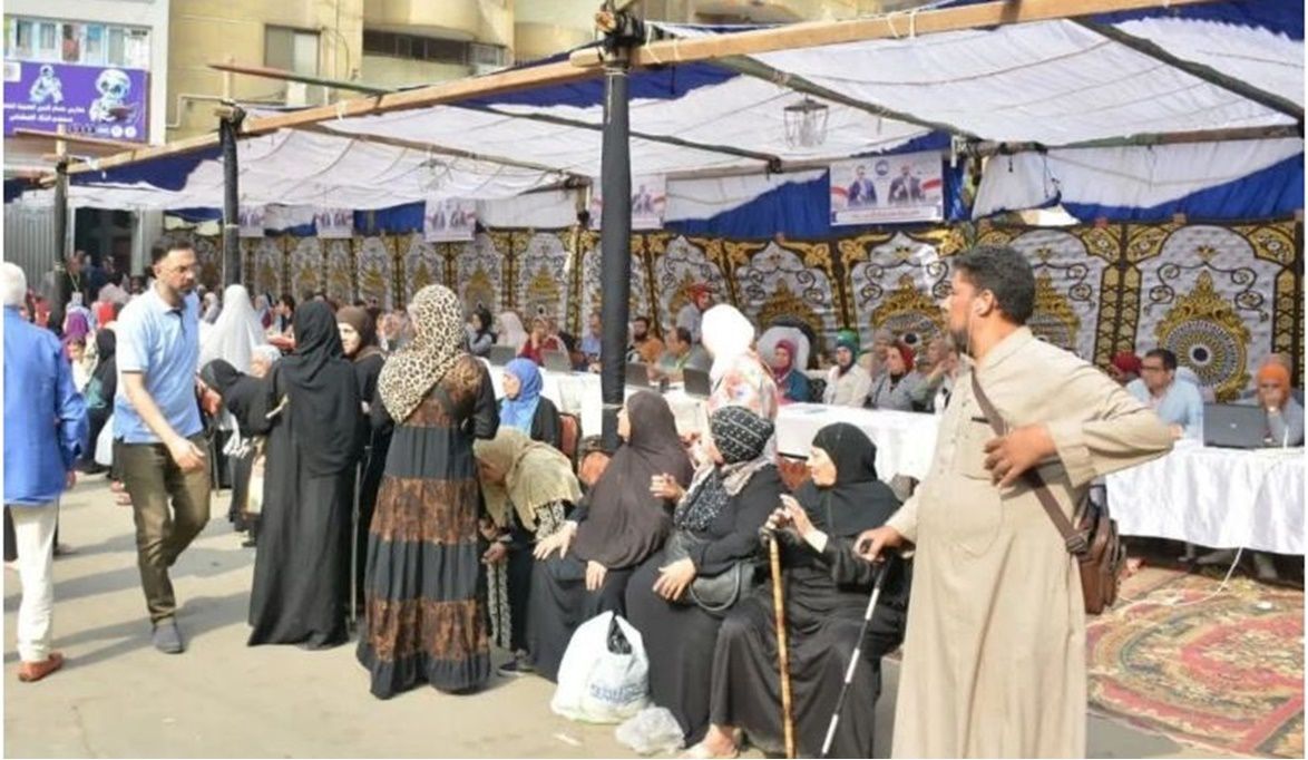 رئيس هيئة الرقابة المالية يدلي بصوته في انتخابات مجلس النواب 2…