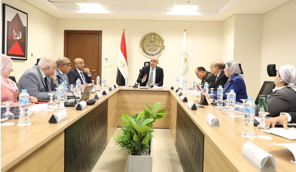 تطوير التعليم الفني بإنشاء 89 مدرسة تكنولوجيا تطبيقية بالشراكة…