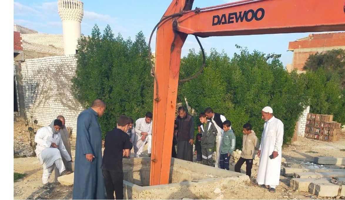 محافظ مطروح يوجه بسرعة سحب مياه الجوفية بمنطقة المقابر بالحمام…