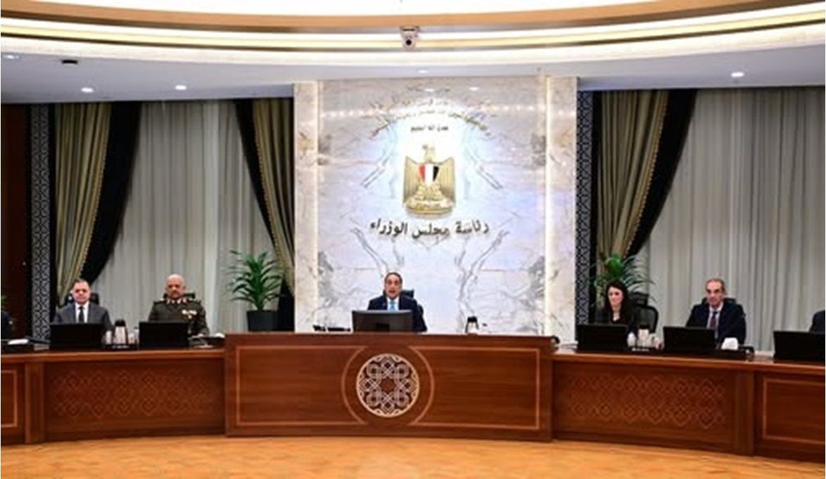 مدبولي يترأس الاجتماع الأسبوعي للحكومة ويستعرض نشاطات الرئيس و…