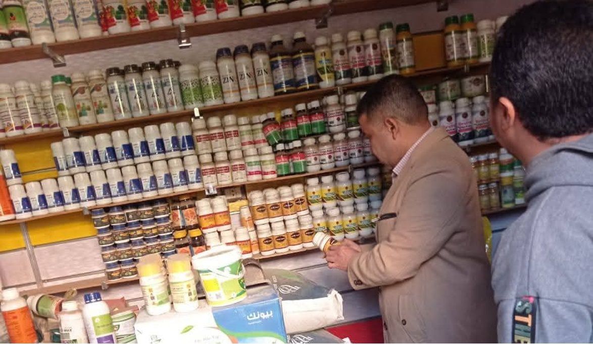 محافظ أسيوط يعلن ضبط كميات كبيرة من المبيدات المغشوشة بمركز ص…