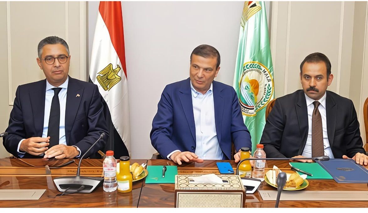 وزيرا الزراعة والتموين ورئيس جهاز مستقبل مصر يبحثون مع اتحاد ا…