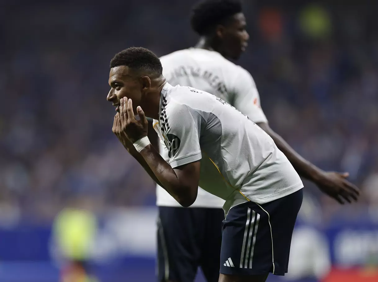 تشكيل ريال مدريد ضد رايو فاييكانو بالجولة 12 في الدوري الإسباني 2025-26