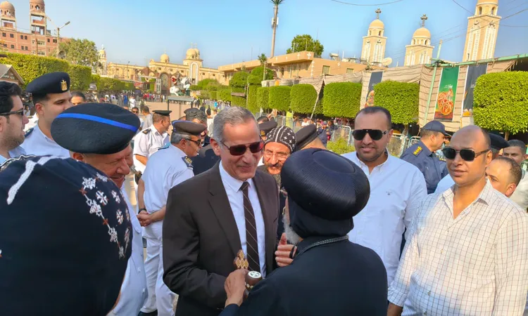 مدير أمن الأقصر يتفقد الاستعدادات الأمنية لانطلاق احتفالات دير الشهيد العظيم مارجرجس بجبل الرزيقات غرب المحافظة