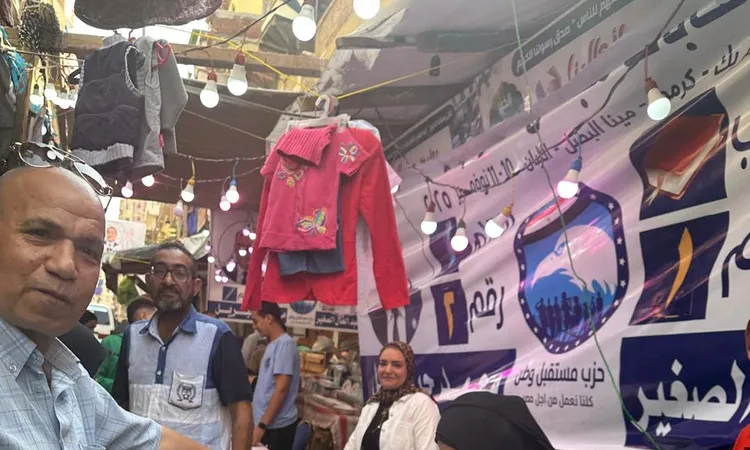 أمام اللجنة.. حزب مستقبل وطن يوزع «بليلة وشعرية» على الناخبين بإحدى الدوائر بالإسكندرية