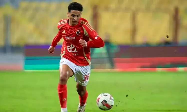 إصابة محمد عبد الله لاعب الأهلي في الركبة قبل مواجهة شبيبة القبائل