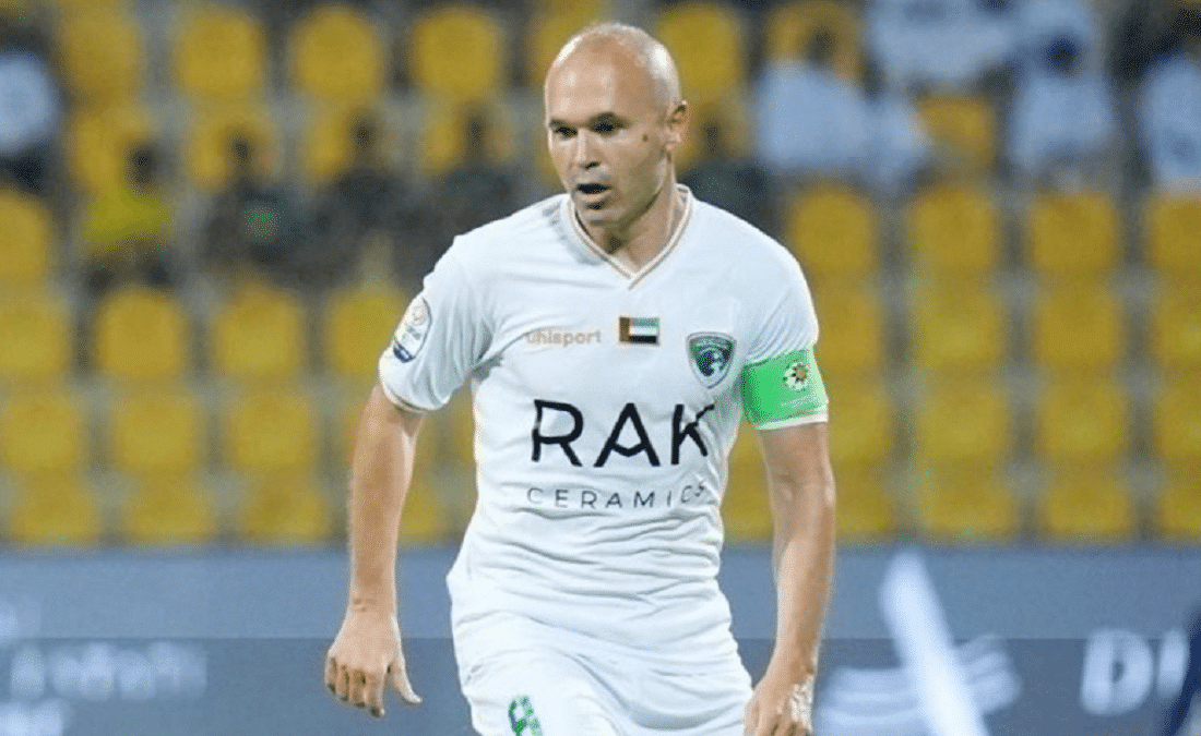 بسبب فريق دراجات.. إنييستا يتحول من بطل إلى شريك في جرائم الكيان الصهيوني