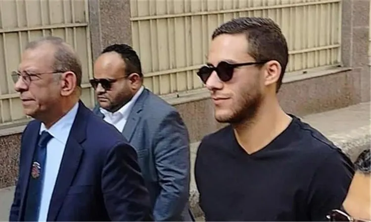 ترحيل رمضان صبحي من المحكمة إلى محبسه وسط تشديدات أمنية