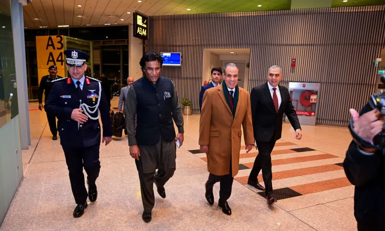 وزير الخارجية: قوة السلام في غزة يجب أن “تراقب” ونأمل دور باكستاني كبير في مؤتمر إعادة الإعمار في مصر قريباً