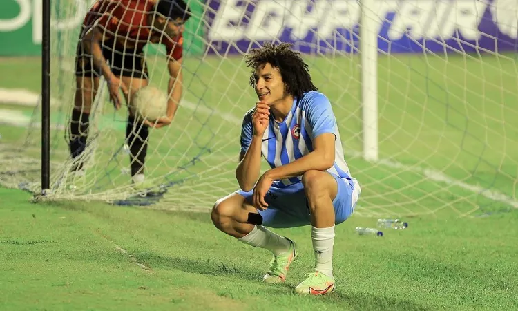 أحمد عاطف يهاجم قرار استبعاده من منتخب مصر: “لست مُصابًا وفوجئت بإخراجي من القائمة”