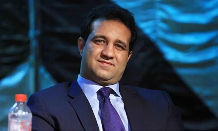 أحمد مرتضى منصور يدلي بصوته في انتخابات النواب بدائرة ترشحه